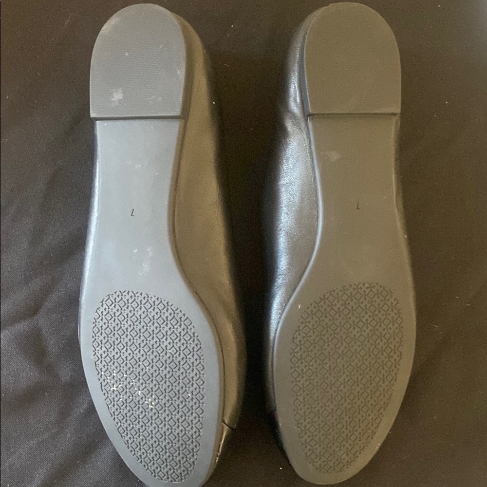 Tory Burch Black Flats with Gold Logo - Picture 7 of 7